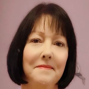 Meet your Posher, Gwendolyn